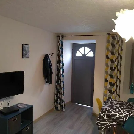 Apartamento Joli Petit En Centre De